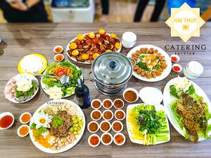 Đặt tiệc văn phòng tại công ty Gia Cát